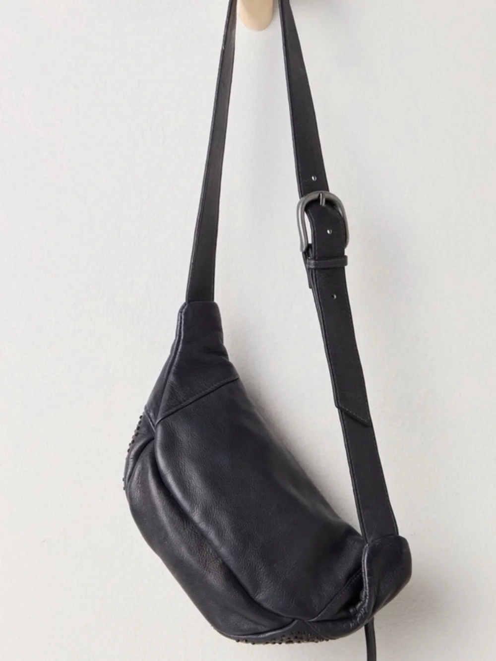Free people Ana Adorned Sling Bag - Picture 3 of 6